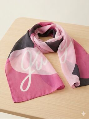 Juicy Couture NWT Multi Wear Square Scarf